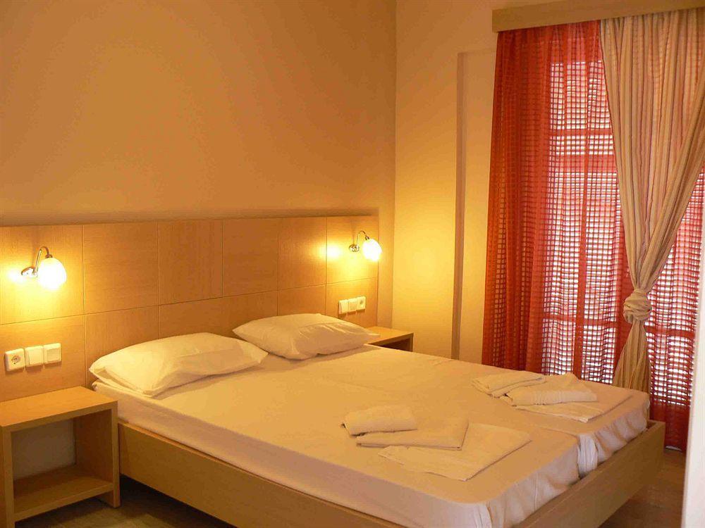 Happyland Hotel Apartments Nydri  Exterior photo